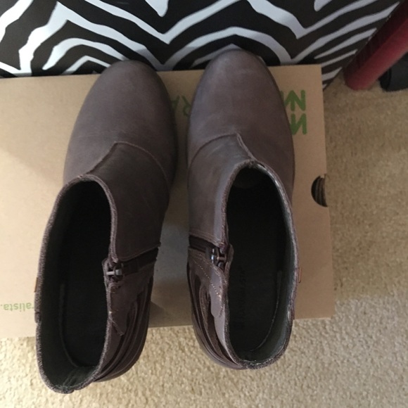 El Naturalista booties - Picture 7 of 8